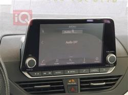 نيسان ألتيما